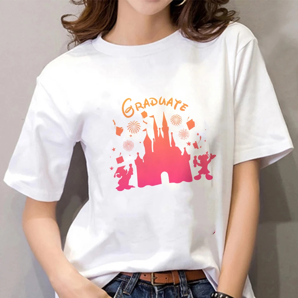

Disney Graduate Ropa Aesthetic Mujer Mickey Castle Print Fashion Women T-shirts Short Sleeve Comfy O-neck Tops Europe Girl Shirt