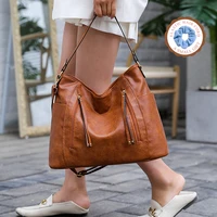 2022 new ladies solid color simple leather handbag messenger bag bucket bag female fashion vintage bolsas large capacity totebag