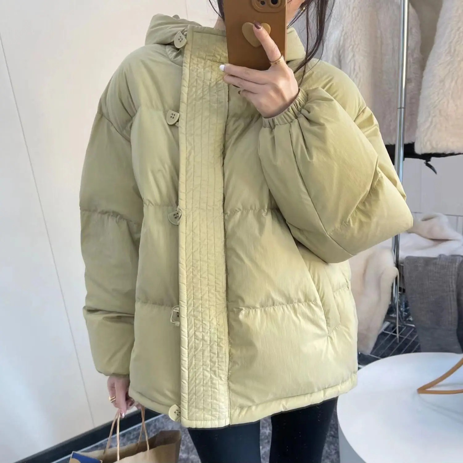 Women White Duck Down Jacket with Hood Autumn Winter Warm Buttons Outwear Casual Korean Style Coat 2023 New Light Down M36