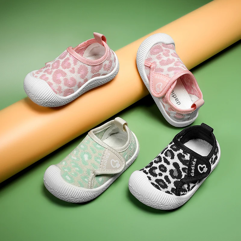 

Детские кроссовки для мальчиков, спортивная обувь для бега для девочек, теннисная Летняя обувь с леопардовым принтом, без застежки, повседн...