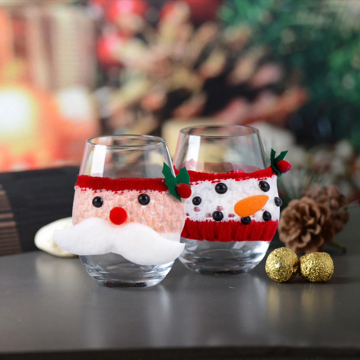 

2pcs Christmas Glass Cover Decorative Gridding Goblet Sleeve Cup Cover