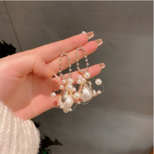 

Женские серьги-подвески из серебра 925 пробы с жемчугом