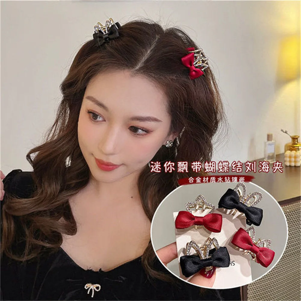 

Cute Diamond Bow Small Hair Claw For Women Girls Metal Cat Ears Geometry Crab Claw Clip Simple Side Bangs Hairpin Headdress Gift
