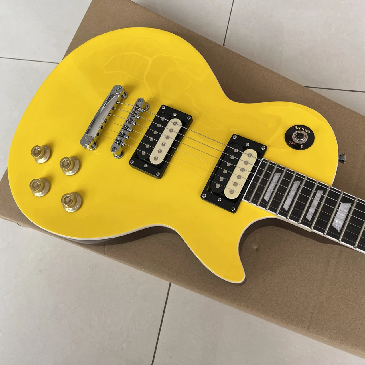 

Yellow Body Electric Guitar China Guitars in stock