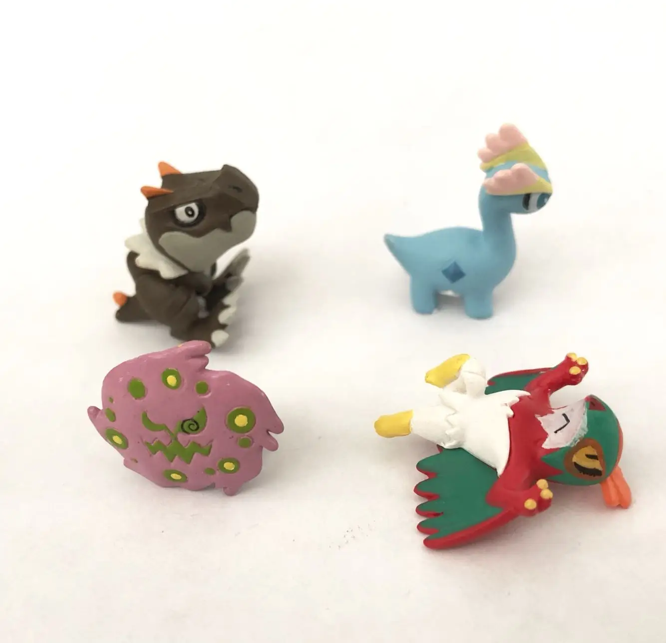 Покемон кукла Боевая амаура спиритомб модель игрушка фигурка унисекс