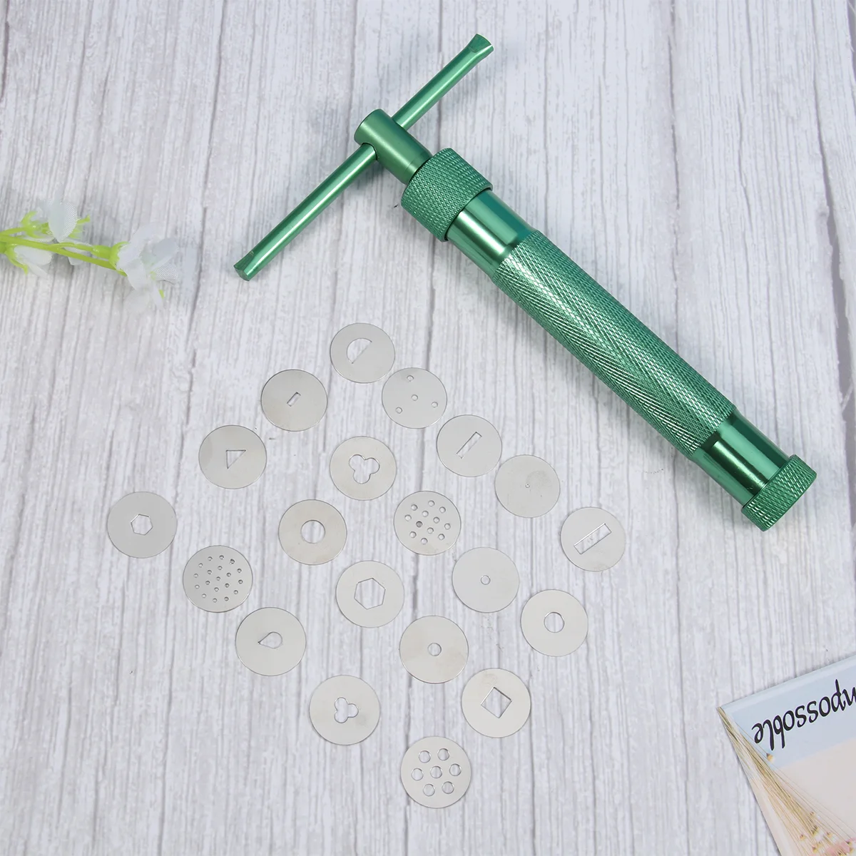 

1 Set Portable Simple Practical Extruder Extruder Discs Extruder Set for Clay Making Craft DIY