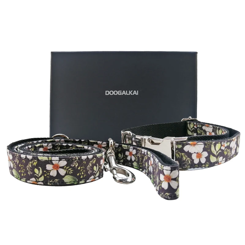 

Classic Suit National Style Nylon Printed Dog Collar Leash 37-55cm Adjustable Thicken Small Medium Pet Collars for Dogs