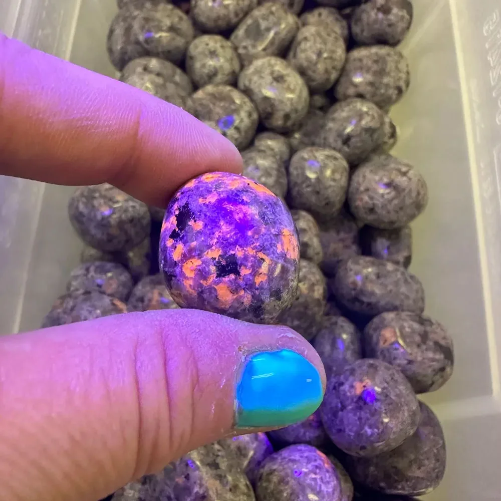 Полированные кристаллы Flamestone Yooperlite лечебные натуральные камни чакра фэн-шуй