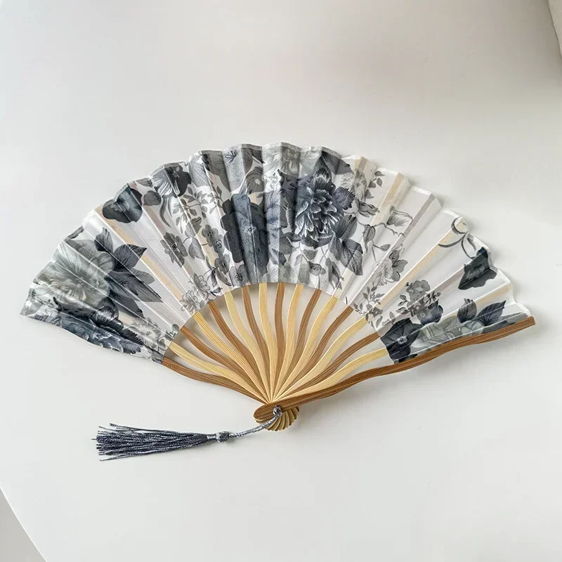 

Складной веер MOONBIFFY из бамбука