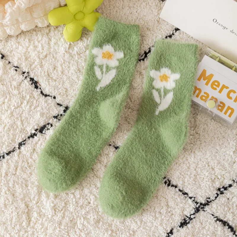 Cute Flower Winter Fluffy Kawai Socks Women Warm Thick Sleep Socks Thermal Fuzzy Socks Set White Green Stripe Girls Socks