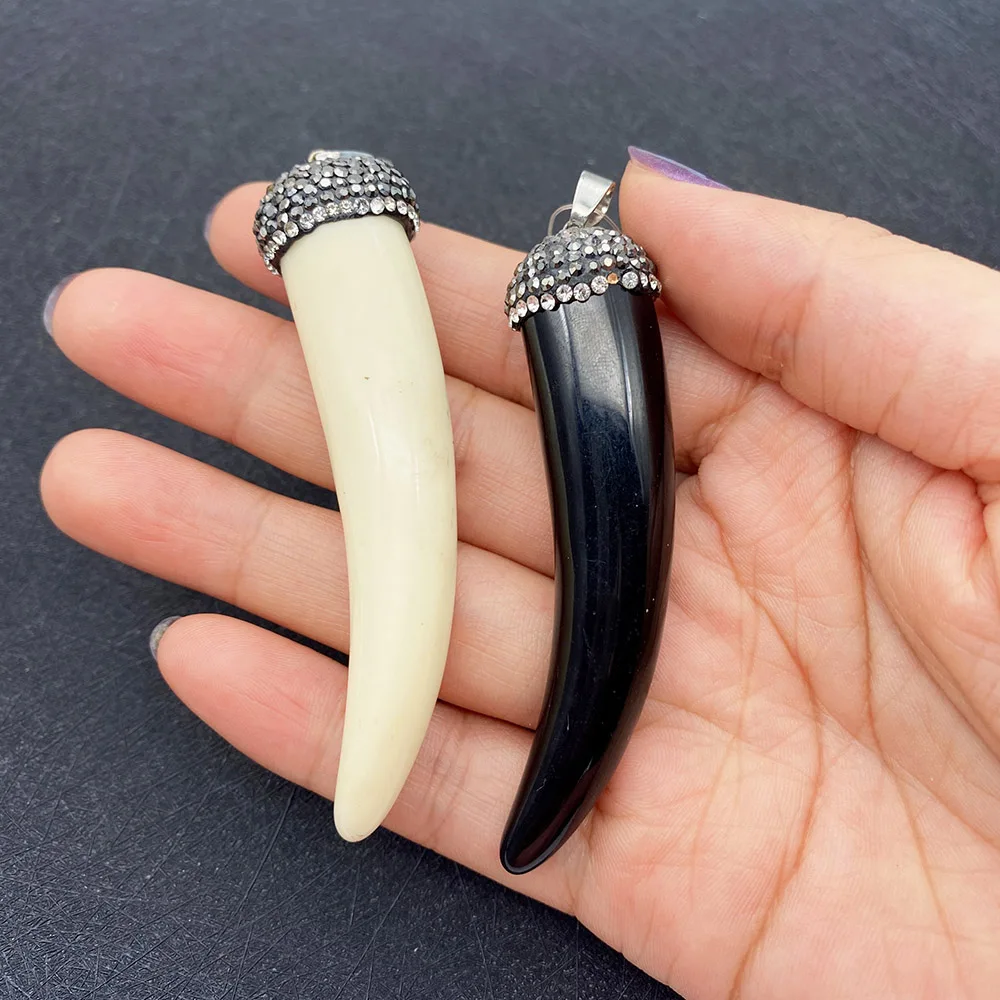 

Resin Cow Bone Black and White Pepper Shape 17x70mm Pendant for Men and Women DIY Gift Necklace Earrings Accessories