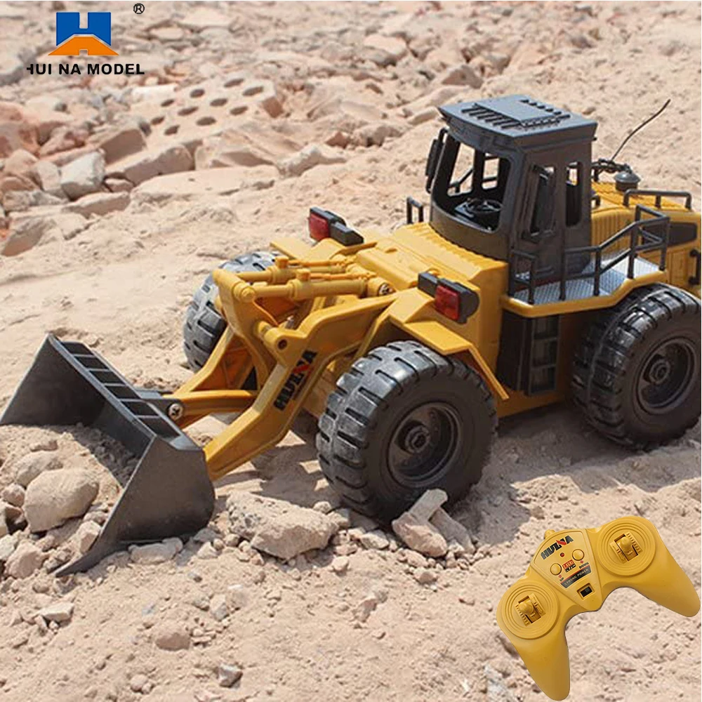 Huina 520 1/18 Rc Bulldozer Alloy Tractor Model 2.4G RC Crawler Radio Controlled Cars Trucks Engineering Cars Boy Children Toys