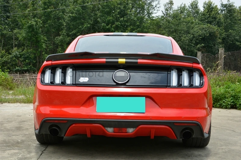 

Spoiler For Ford Mustang 2 doors 2015 2016 2017 Spoiler ABS Plastic Unpainted Primer Rear Trunk Boot Wing Spoiler Car Styling