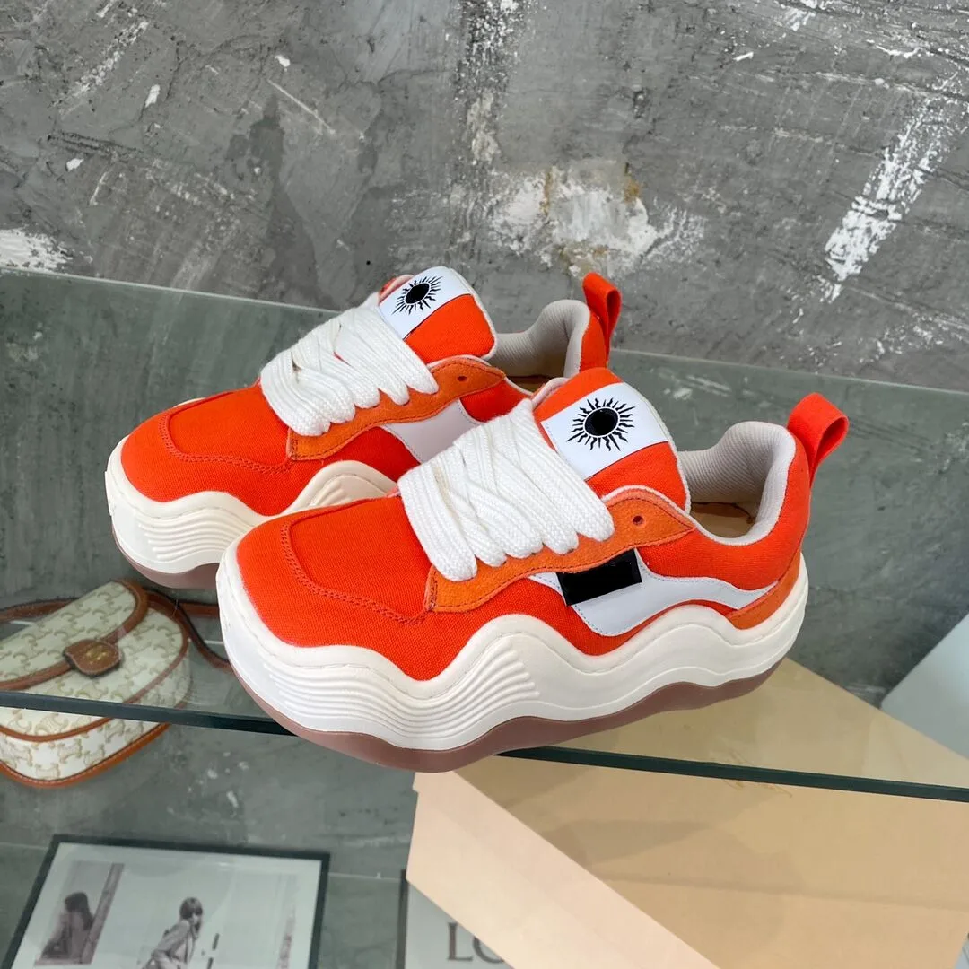 New style lovers thick soled sponge cake big wave bread shoes women canvas shoes square head lace sports casual shoes platform