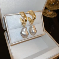 irregular pearl vintage earrings niche design french studs earrings pendant fashionable temperament earrings