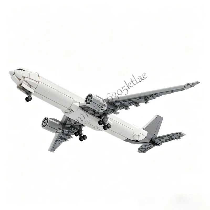 Фото Новая модель самолета Airbus A330 NEO (2397 деталей) из серии MOC Transportation в заводской ливрее. Набор для творческой сборки из строительных блоков. Игрушка-подарок. №4