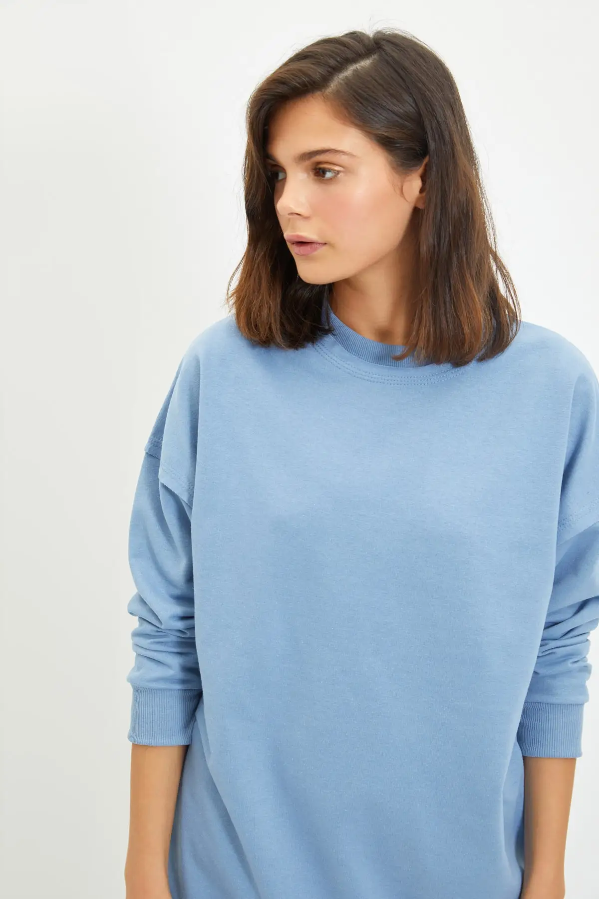 

Trendyol Attrition Detailed Oversize Slim Knitted Sweatshirt TWOAW22SW1583
