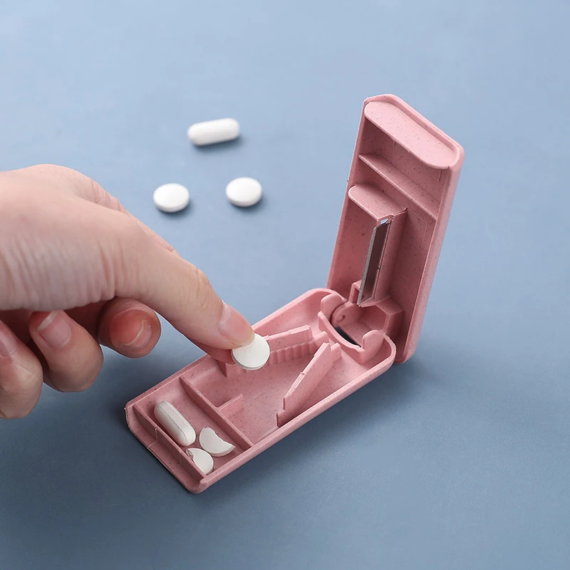 

Vitamin Medicine Pill Holder Tablet Cutter Splitter Pill Case Mini Portable Storage Box Pill Tablet Pill Cutter Divider