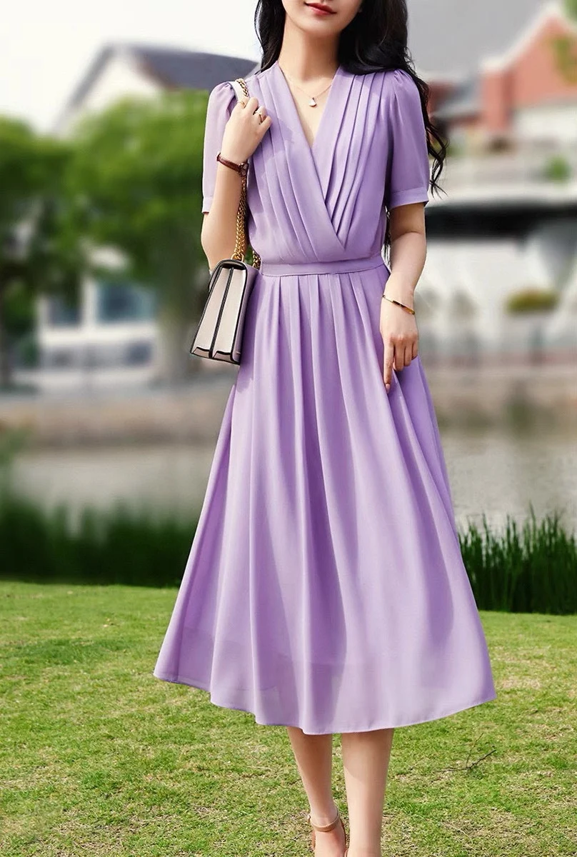 2023 spring and summer women's clothing fashion new V-neck Dress0609