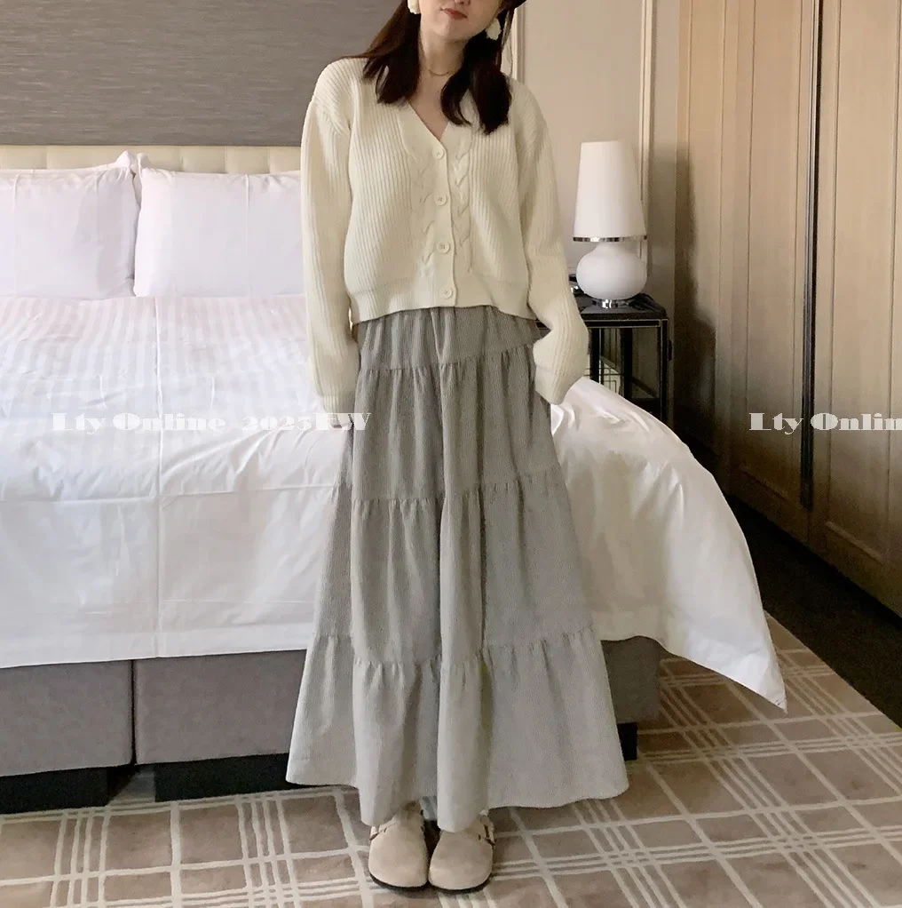 Lty Online 23FW Мягкий эластичный вязаный кардиган с v-образным вырезом женский