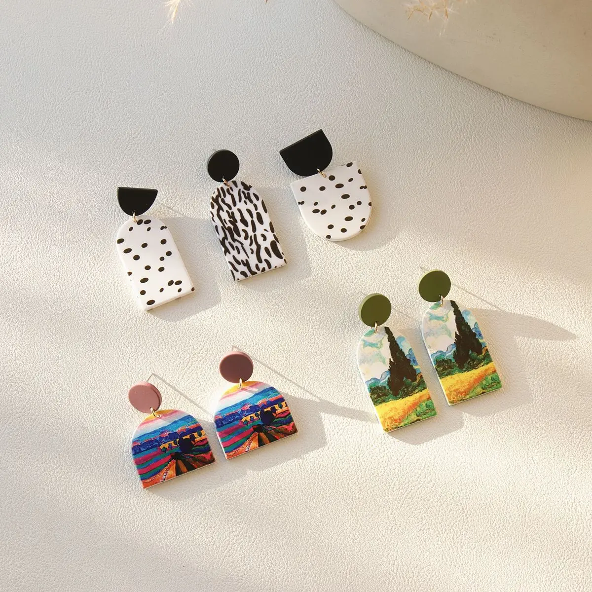 

Женские акриловые серьги с рисунком, 1 пара