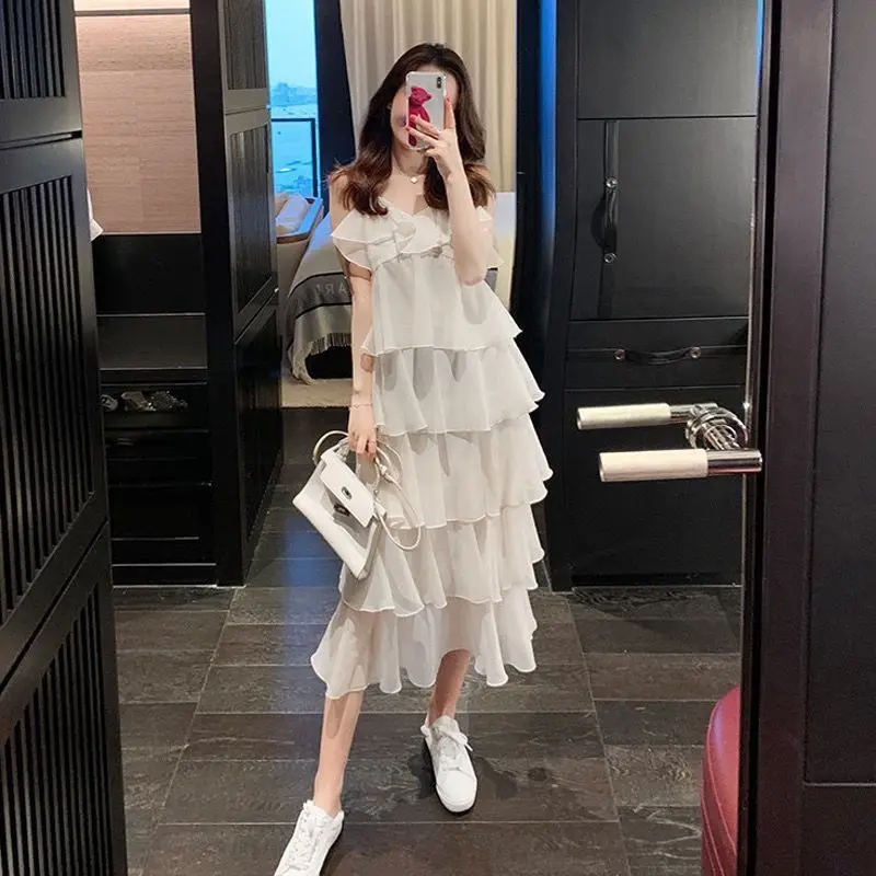 

Chiffon White V-neck Sling Dress Women's Western Style Sweet Long Skirt Cake Skirt Women