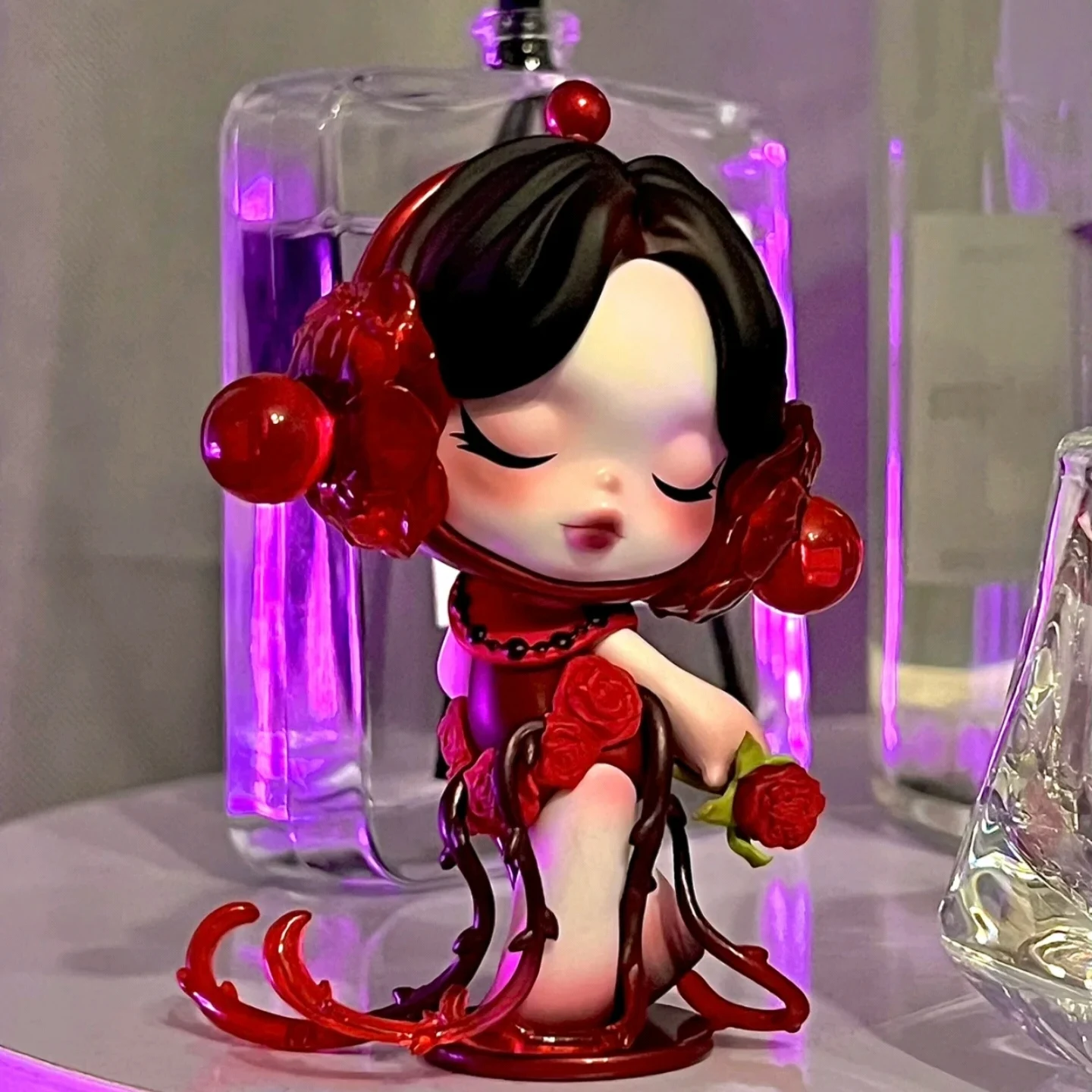 

Pop Mart SKULLPANDA Valentine's Day Kawaii Anime Action Figure Ornament Figuriens Home Decor Desktop Dolls Model Girls Gift