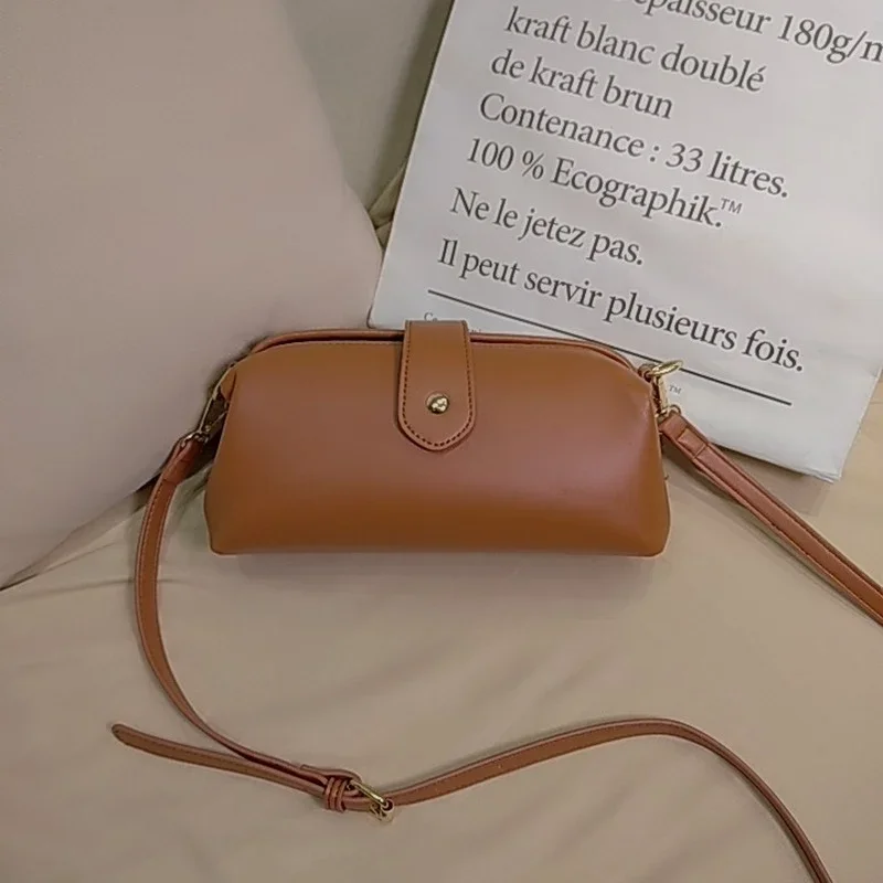 

European Vintage Shougong Vegetable Tanning Mouth Gold Bag Doctor Bag Clip Bag Leisure Mini Messenger Bag Purses Crossbody