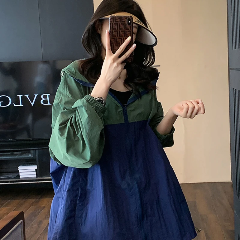 

Женский свободный однотонный тренч на молнии с капюшоном