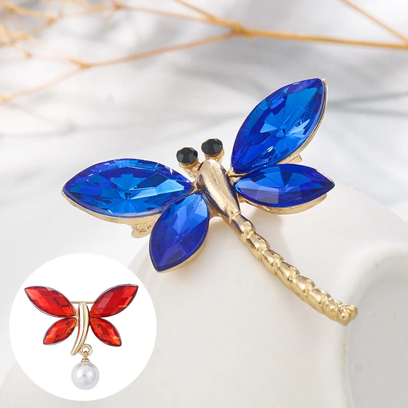 

Fashion Women Brooches Imitation Crystal Alloy Dragonfly Butterfly Elegant Bowknot Shape Brooches Pins Coat Accessories Gifts