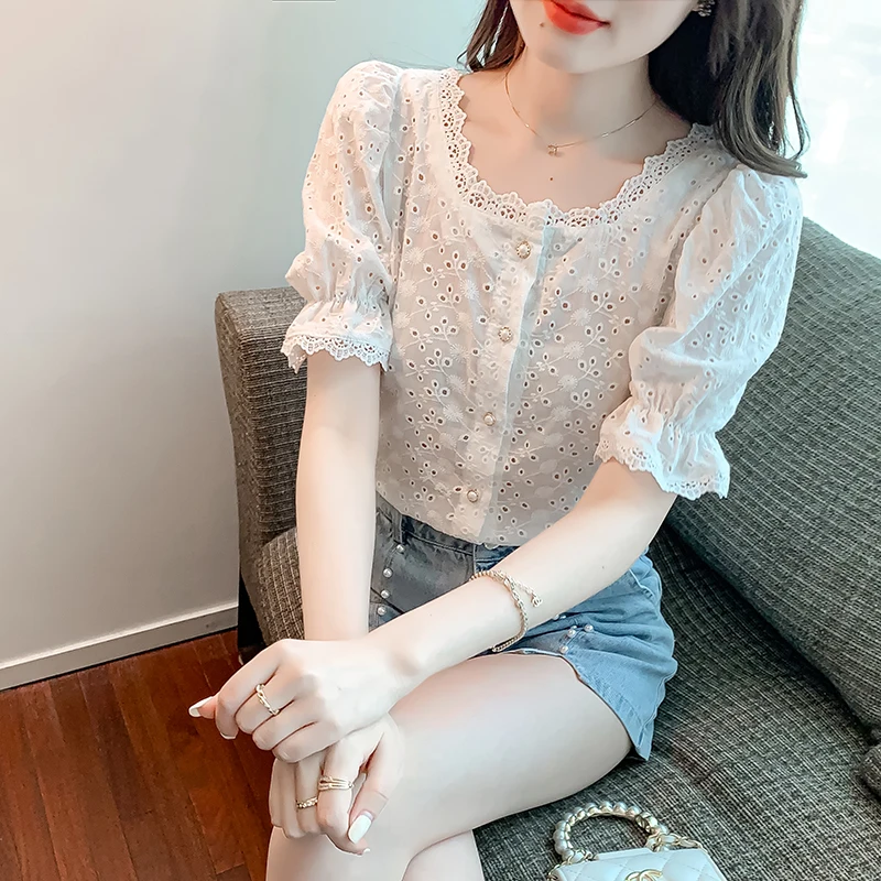 

Summer new Korean version versatile square neck hollow stitching small short sleeved shirt women's top Xia 999a, 411-11