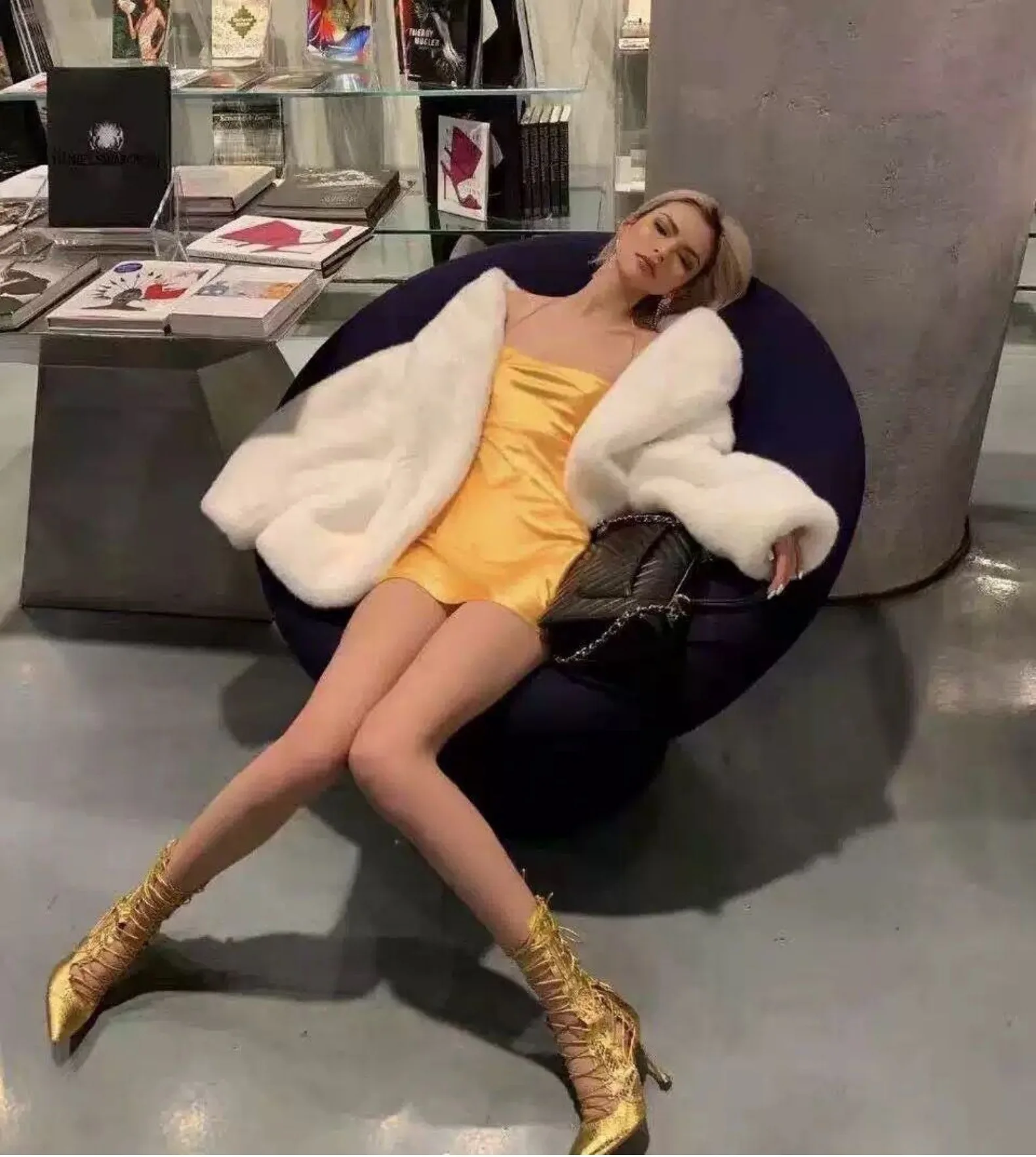 Autumn Winter High Street Fashion Spice Medium Length Eco-Friendly Faux Fur Warm Coat