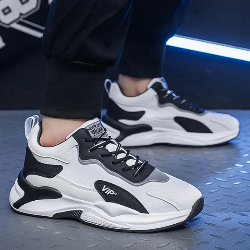 Осенняя мужская вулканизированная обувь удобная спортивная на толстой подошве