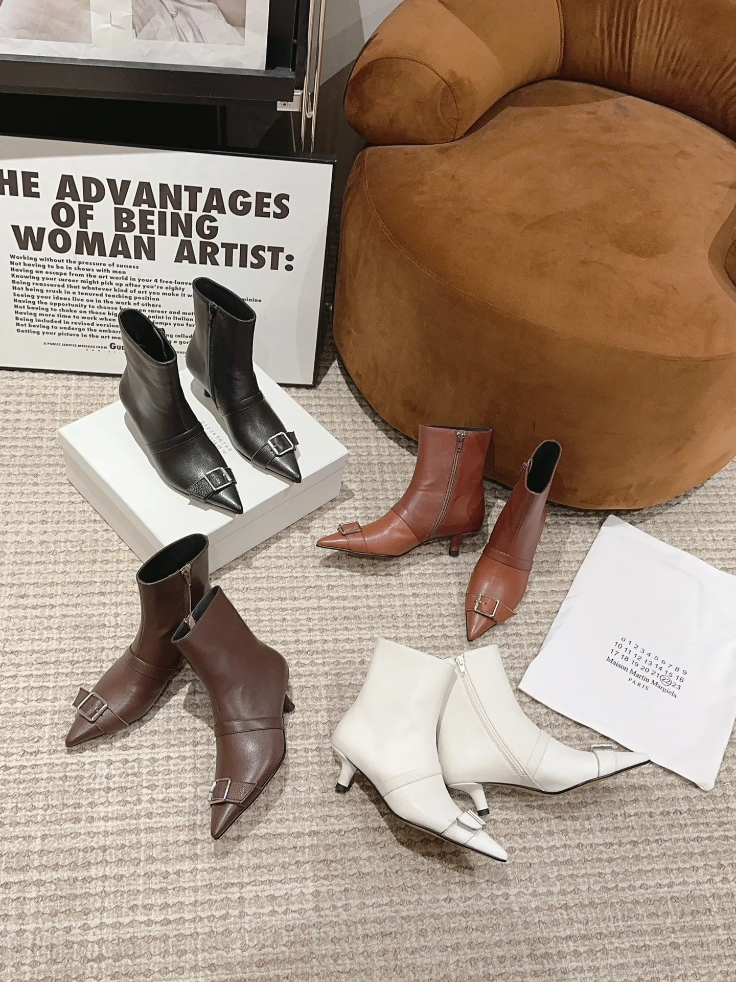 

Replica of International Brand Women's Shoes,AQUAZZURA,Long Stretch Boots,Pointed Toe,9cm Heel,Tall Boots,Straps,Comfortable