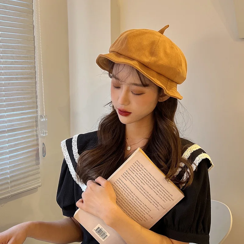 

2022 New Personalized Cloud Hat Spring and Autumn Japanese Black Women Dome Inner Ray Hat Jellyfish Cap Beretki