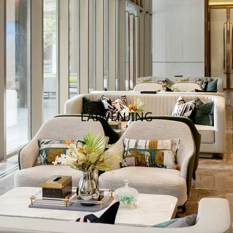 Прием и отдел продаж салона красоты SGF B маленький круглый стол для переговоров