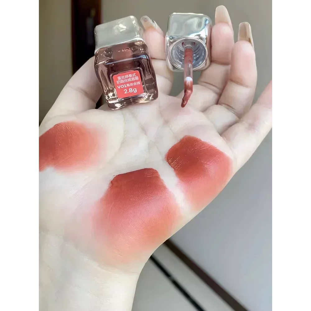 Mistine в тайском стиле молоко кофе глазурь для губ велюровая помада водный свет