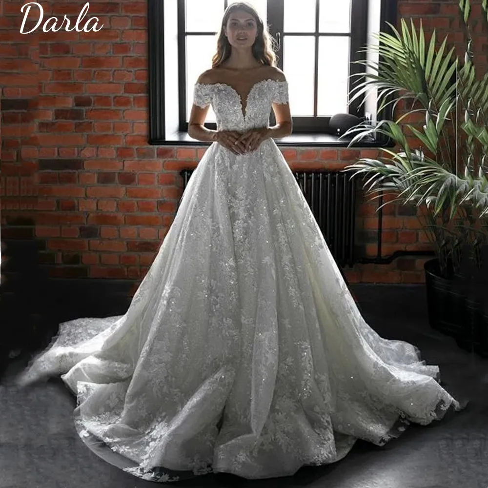 

Darla Off The Shoulder Wedding Dress V-Neck Sparkle Exquisite Lace Bridal Gown Appliques Button Court Trian Vestido de novia