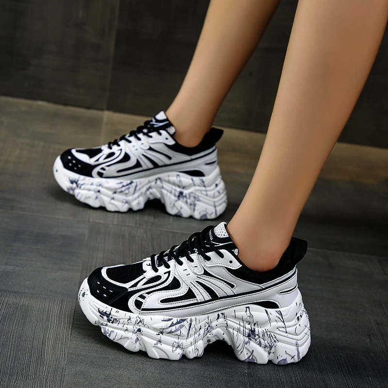 

Женские кроссовки из натуральной кожи, с сетчатым верхом, Размеры 35-40