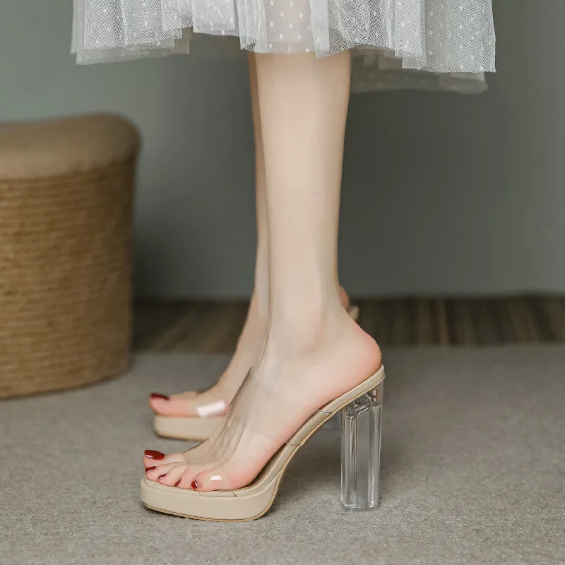 Шлепанцы женские на платформе прозрачные тапочки среднем каблуке блестящие из