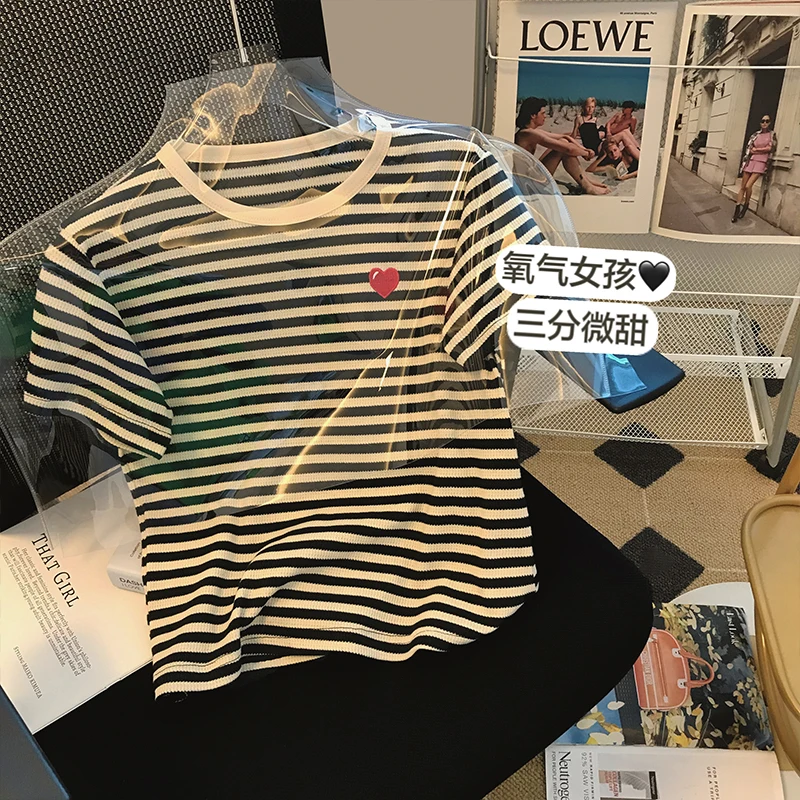 

Cotton New Short Sleeve T-Shirt Women's Striped Tshrits Love Heart Embroidery Women Fashion Tops Round Neck Loose Tees