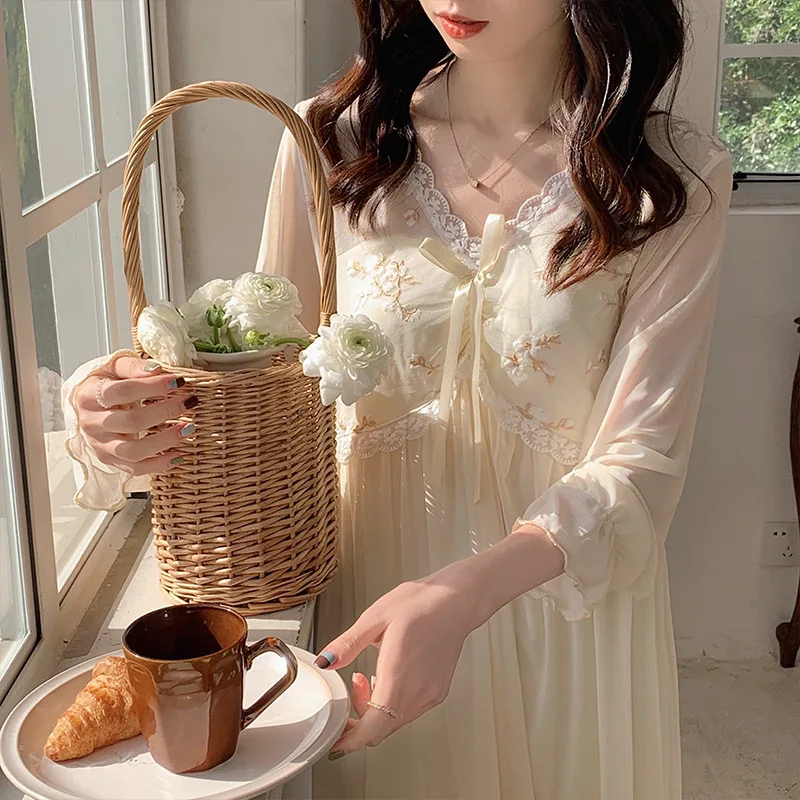 Nightgown Embroidered Flower Sweet Gauze Palace Style Long Sleeve Nightdress Sleepwear Spring Summer Female Home Dressing Gown