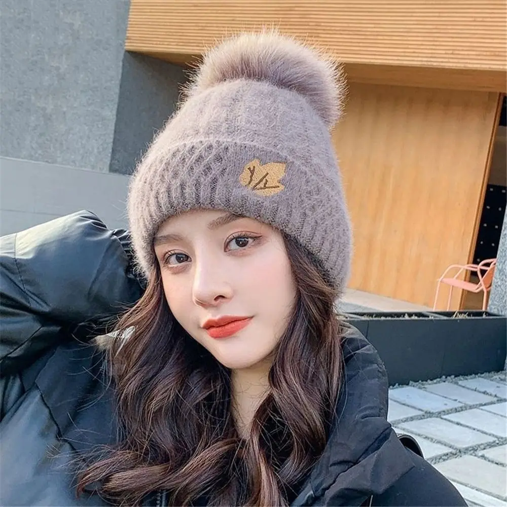 

Winter Warm Knitted Beanies Hats Women Thick Skullies Hat Female Bonnet Caps Outdoor Riding Cap Hat Thick Women Skullies Beanies