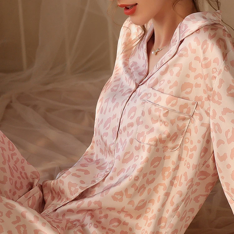 

Satin Lace Patchwork Pajamas Pour Femme Nightwear Sexy Leopard Lingerie 2PCS Women Pyjamas Suit Long Sleeve Spring Sleep Set