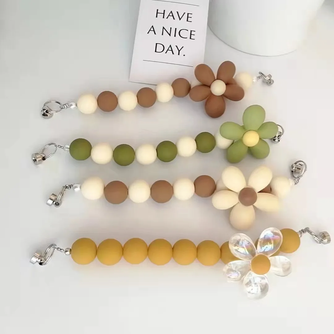 

Creative Acrylic Spray Paint Flower Bracelet diy Jewelry Accessories Color Beaded Flower Phone Case Chai