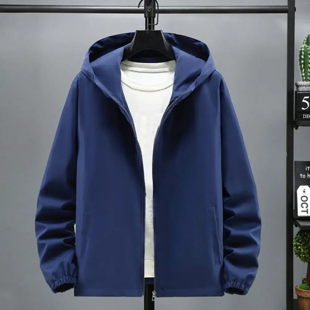 

Fashion Windproof Jacket Zipper Placket Versatile Mountaineering Jacket Men Outdoor Mountaineering Sports Jacket