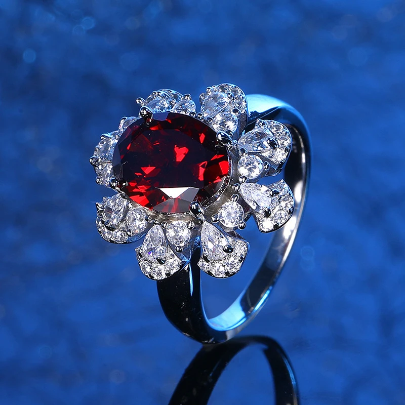 

S925 sterling silver high carbon diamond ice cut sunflower ring inlaid with red gemstones free delivery