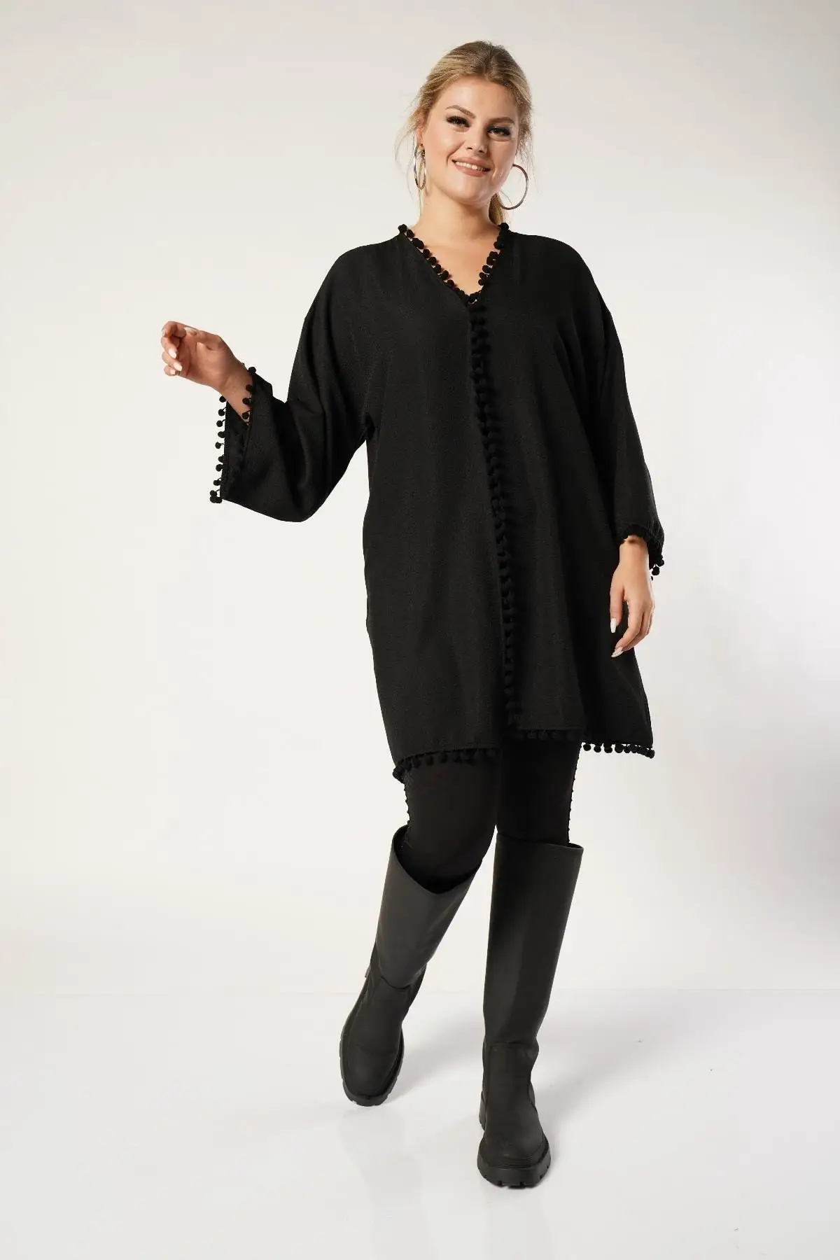 

Women's Cardigan Plus Size Pocket Black Pompom Casual Knitted Quality Fashion Cardigan Sweaters Loose Sweater Jumper