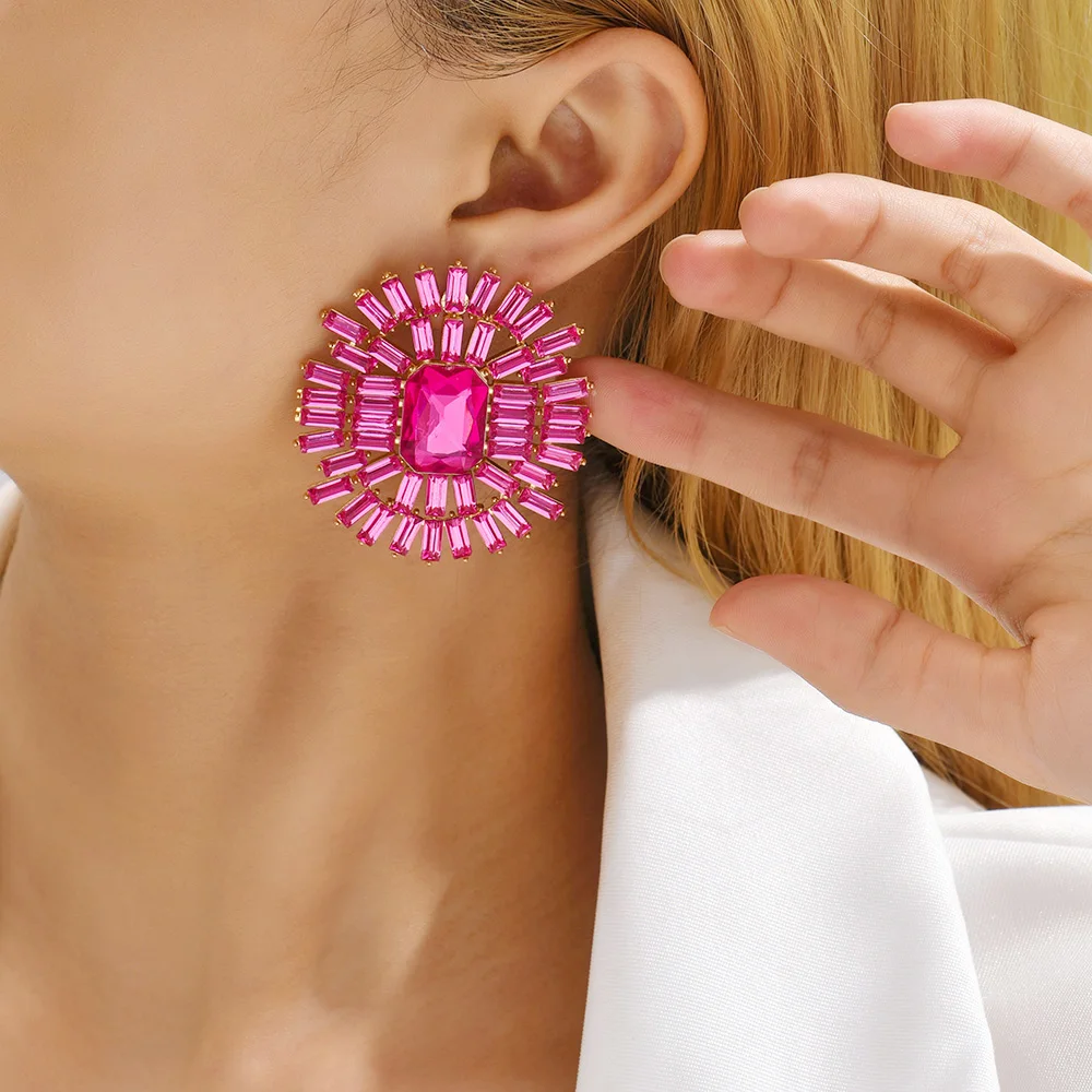 

New Fashion Sparkly Crystal Big Stud Earrings For Women Luxury Design Charm Brand Round Unusual Party Jewelry Ear Accessories