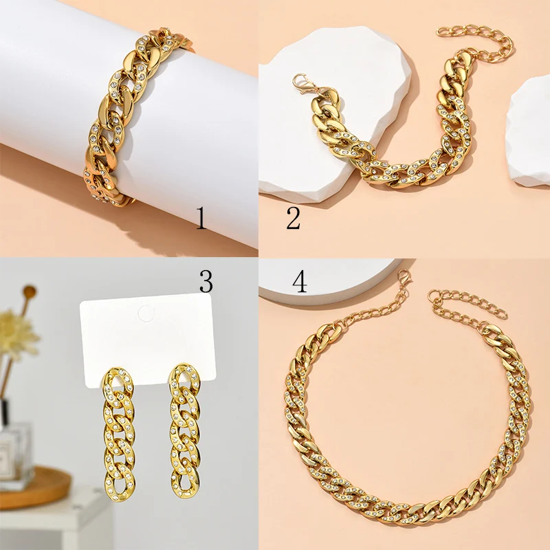 

2022 4 PCS Earrings For Women New Fashion Jewelry Set Gold Luxury Earrings Necklace Bracelet Set Wedding Party Favors